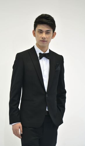 莫经理